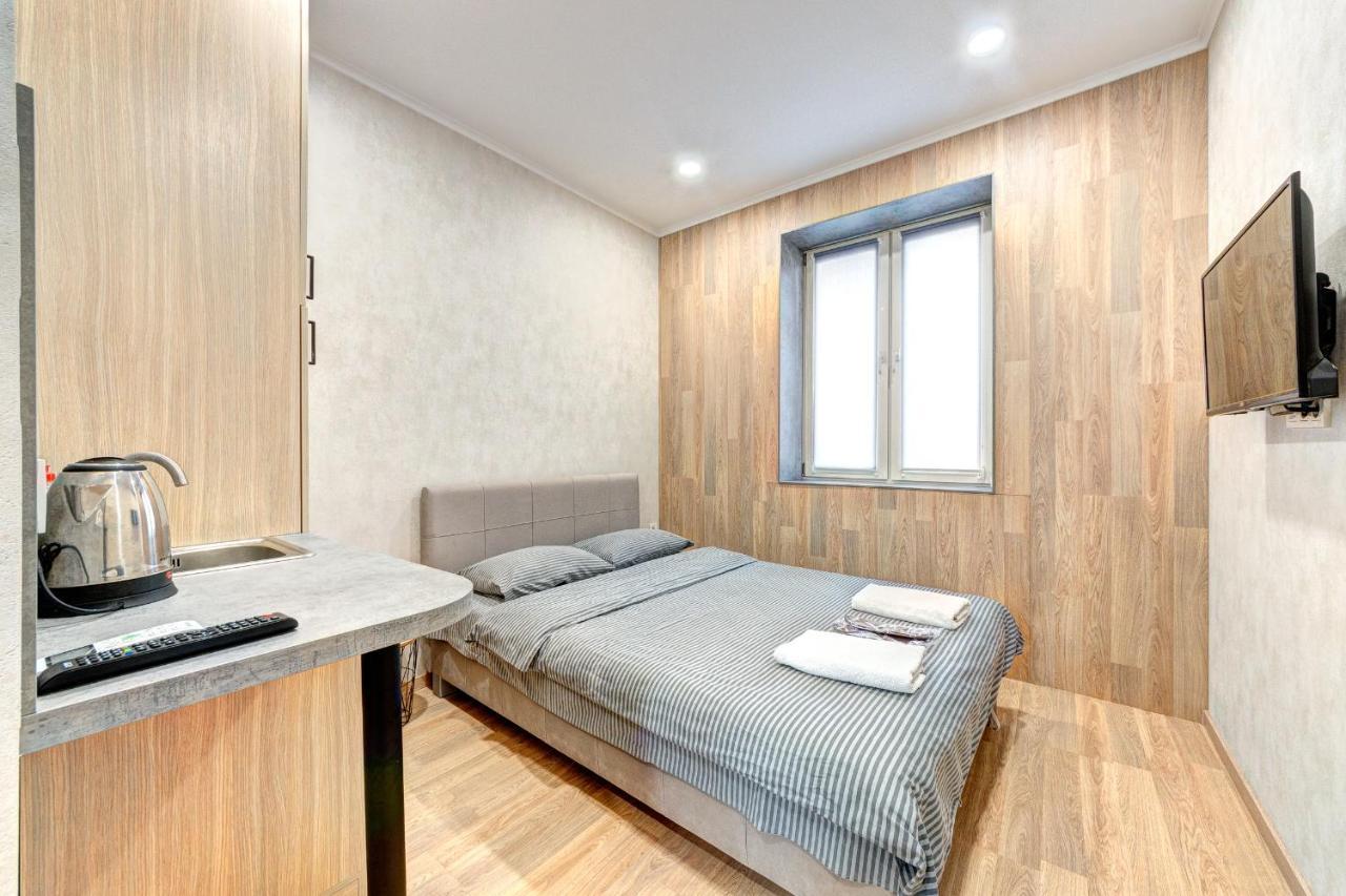 1 Room Apartment Near National Circus Kiew Exterior foto